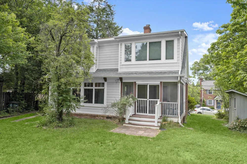 4812 7TH STREET Arlington, VA 22203