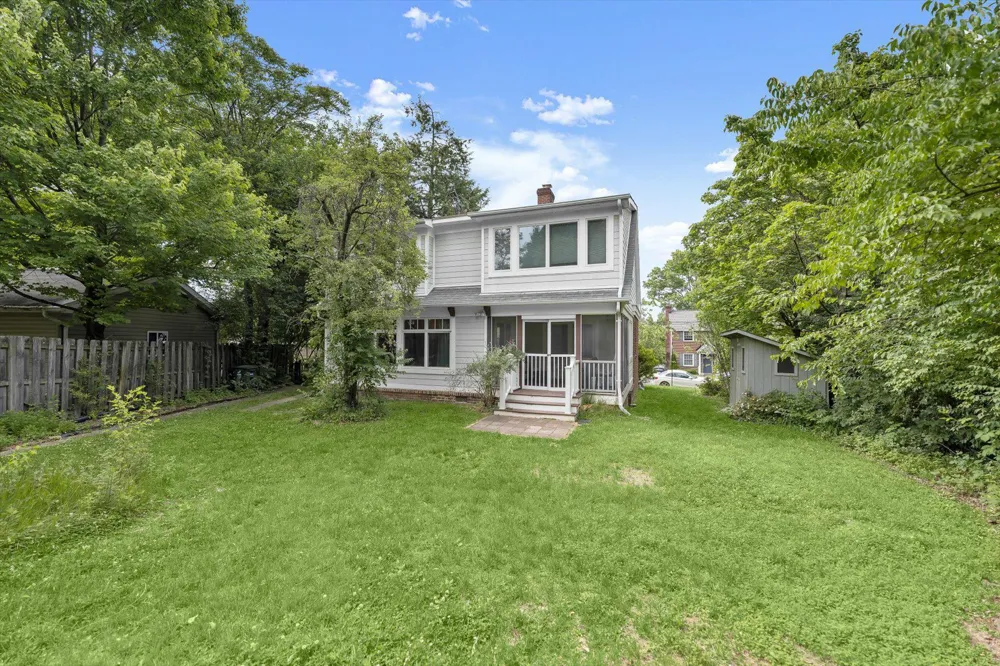 4812 7TH STREET Arlington, VA 22203