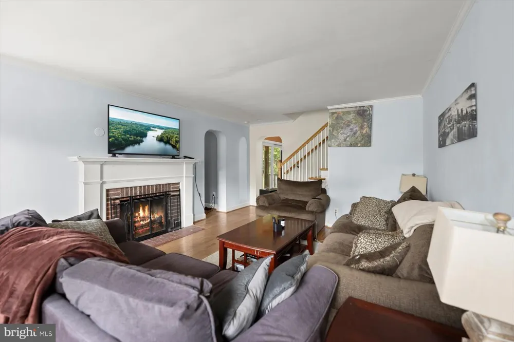 4812 7TH STREET Arlington, VA 22203