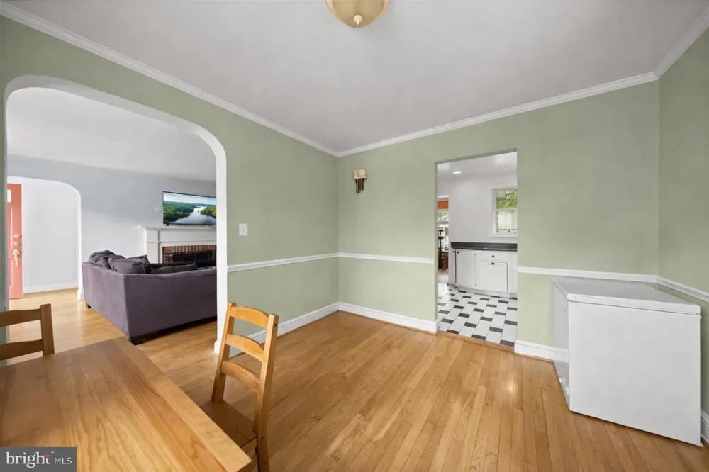 4812 7TH STREET Arlington, VA 22203