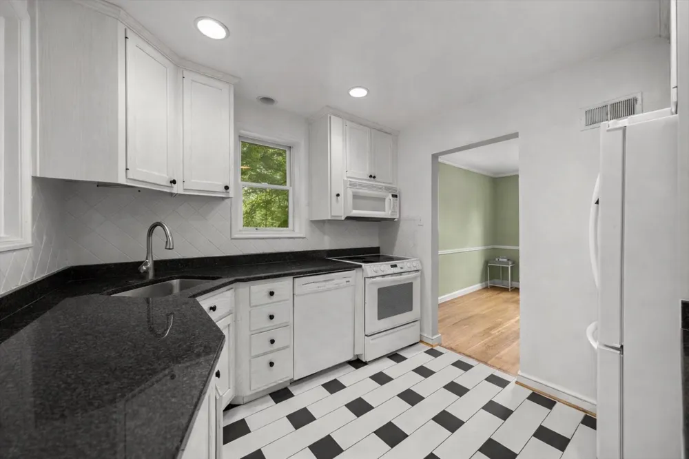 4812 7TH STREET Arlington, VA 22203