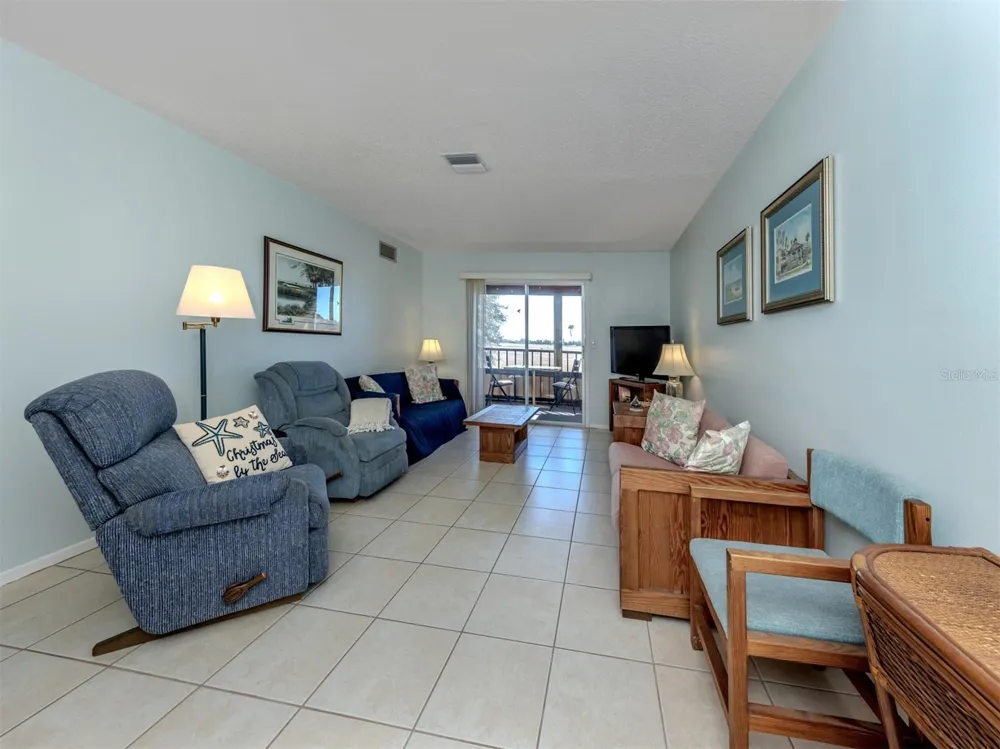217 AIRPORT AVENUE W #216 Venice, FL 34285