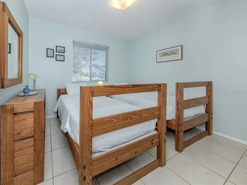 217 AIRPORT AVENUE W #216 Venice, FL 34285