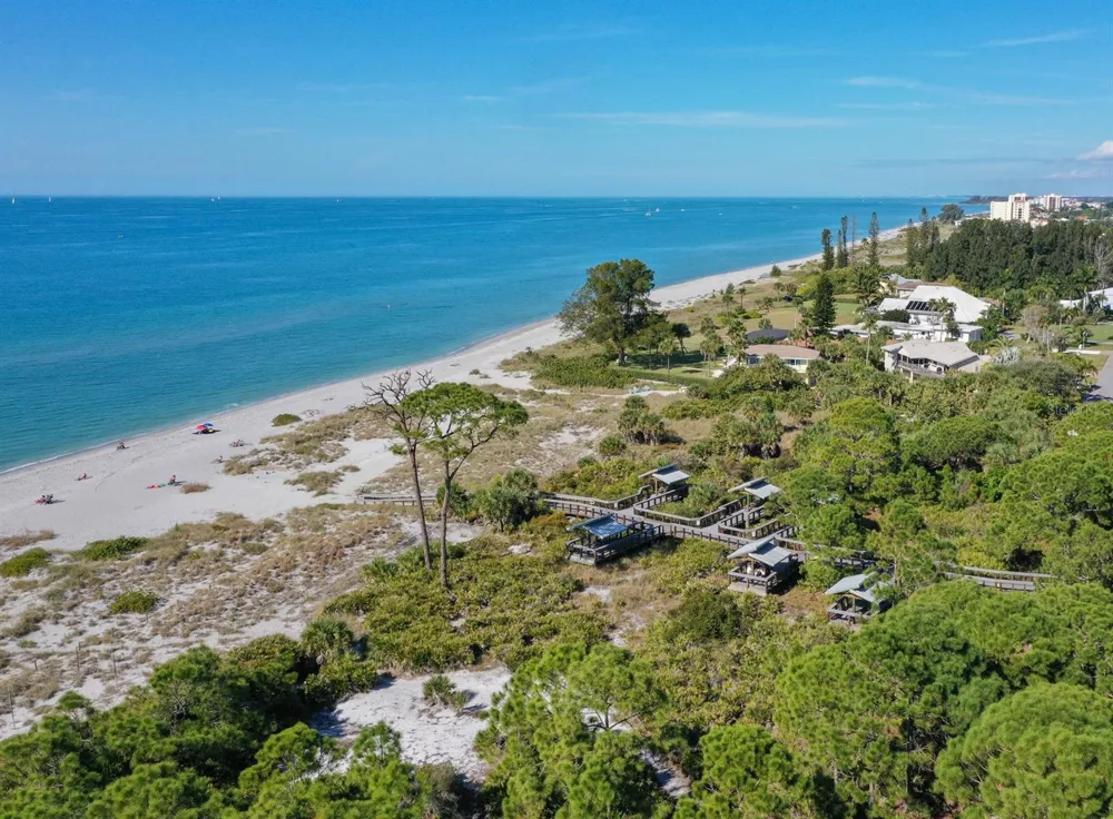 217 AIRPORT AVENUE W #216 Venice, FL 34285