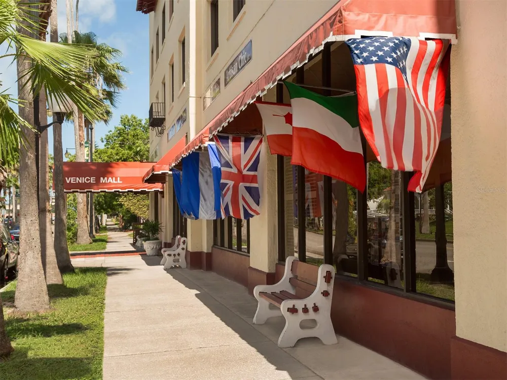 217 AIRPORT AVENUE W #216 Venice, FL 34285