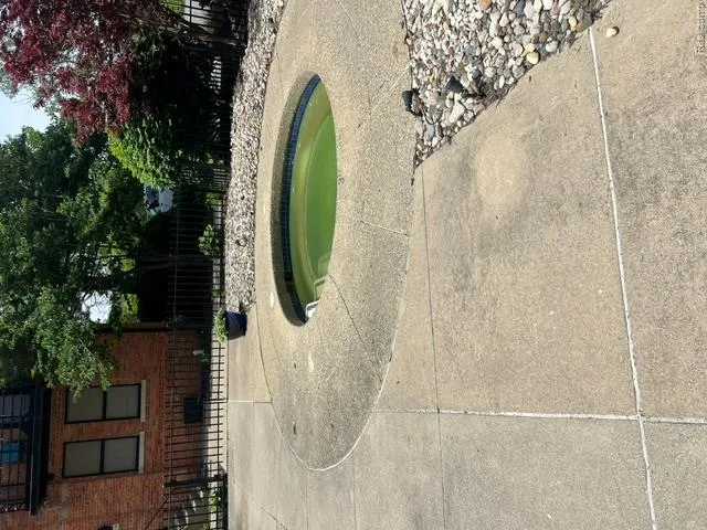 6533 E Jefferson Avenue #330E Detroit City, MI 48207