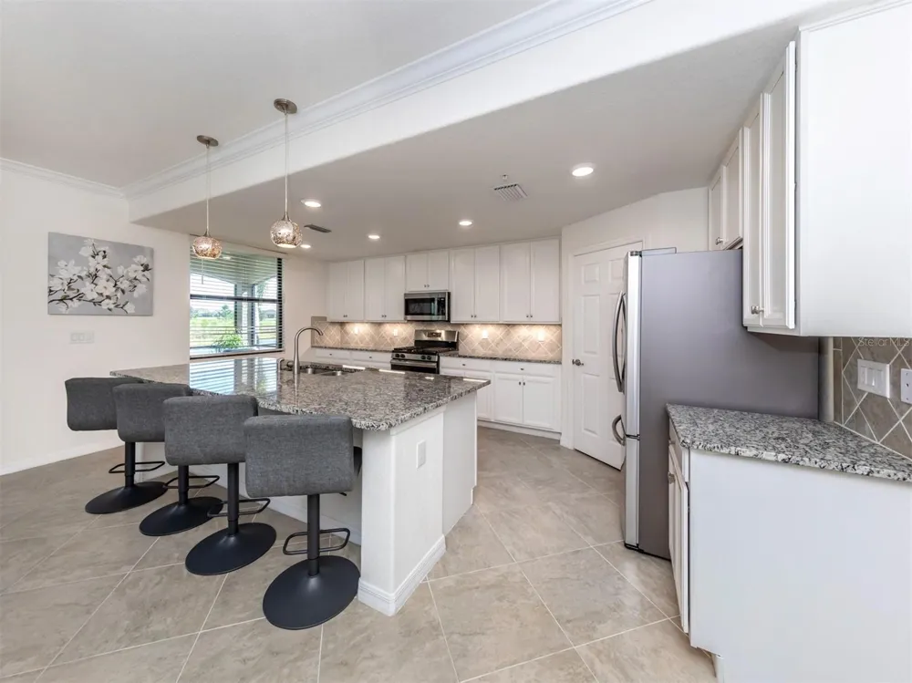 17637 GAWTHROP DRIVE #104 Bradenton, FL 34211