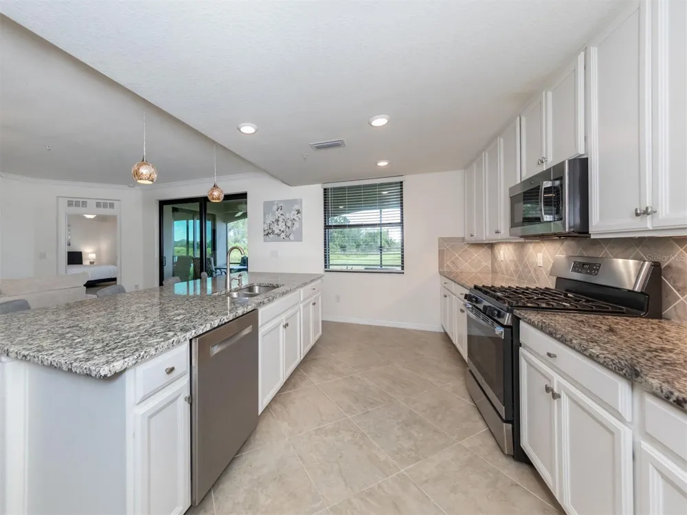 17637 GAWTHROP DRIVE #104 Bradenton, FL 34211