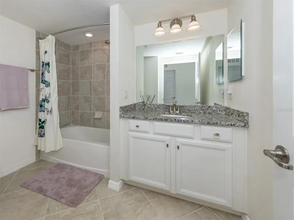 17637 GAWTHROP DRIVE #104 Bradenton, FL 34211