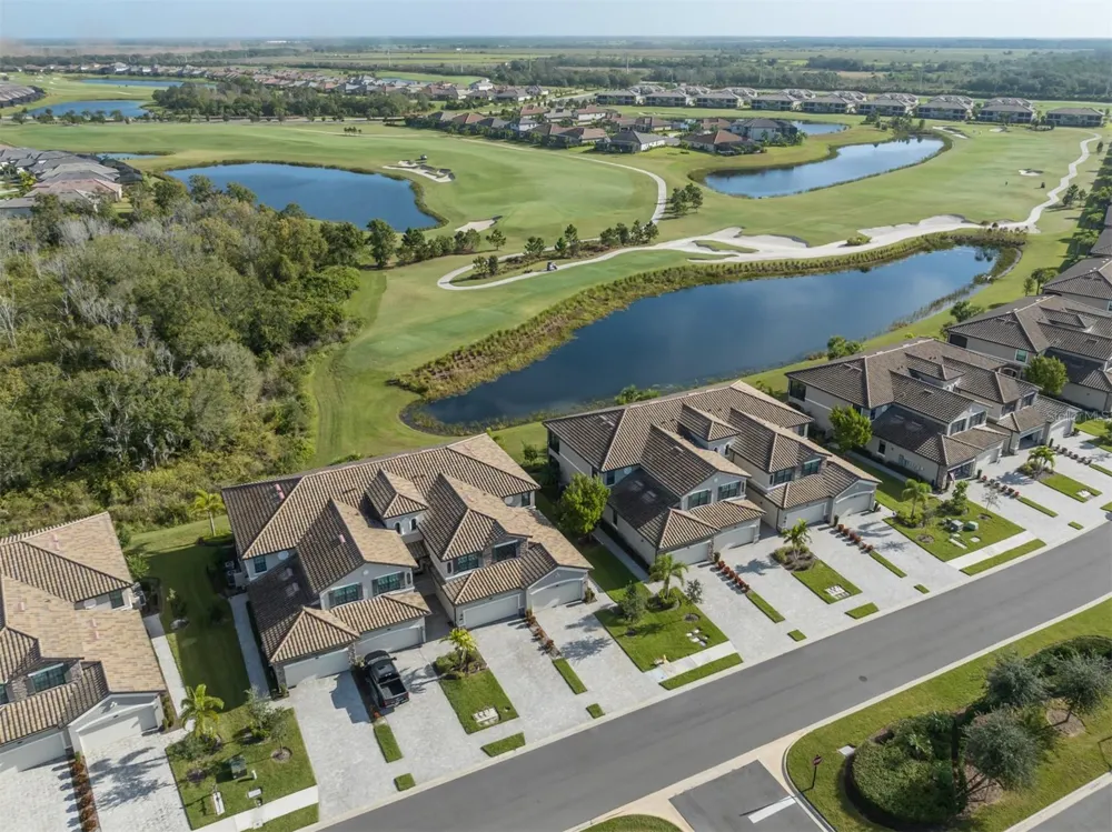 17637 GAWTHROP DRIVE #104 Bradenton, FL 34211