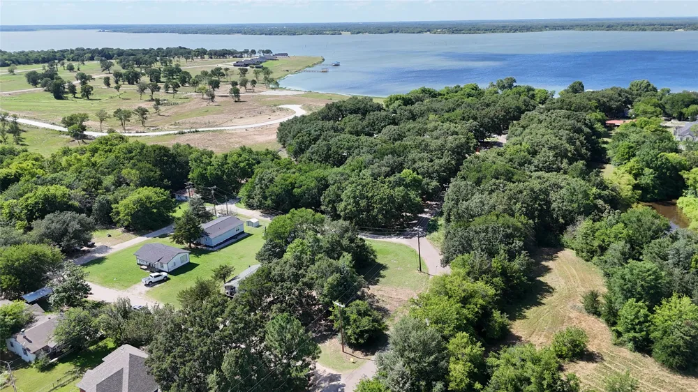 Morris Lane West Tawakoni, TX 75474