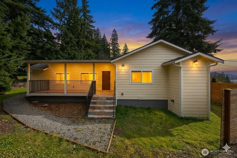 921 Autumn Lane #203 Bellingham, WA 98229