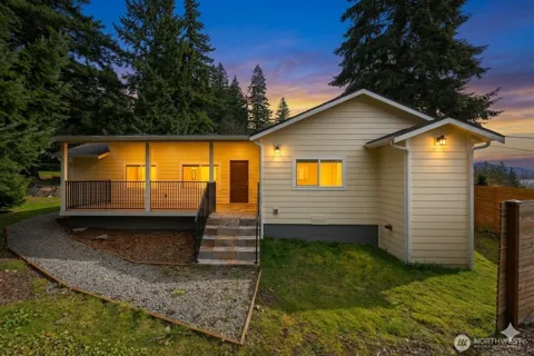 921 Autumn Lane #203