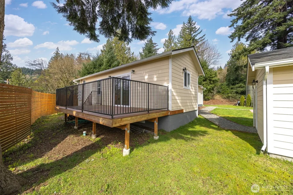 921 Autumn Lane #203 Bellingham, WA 98229
