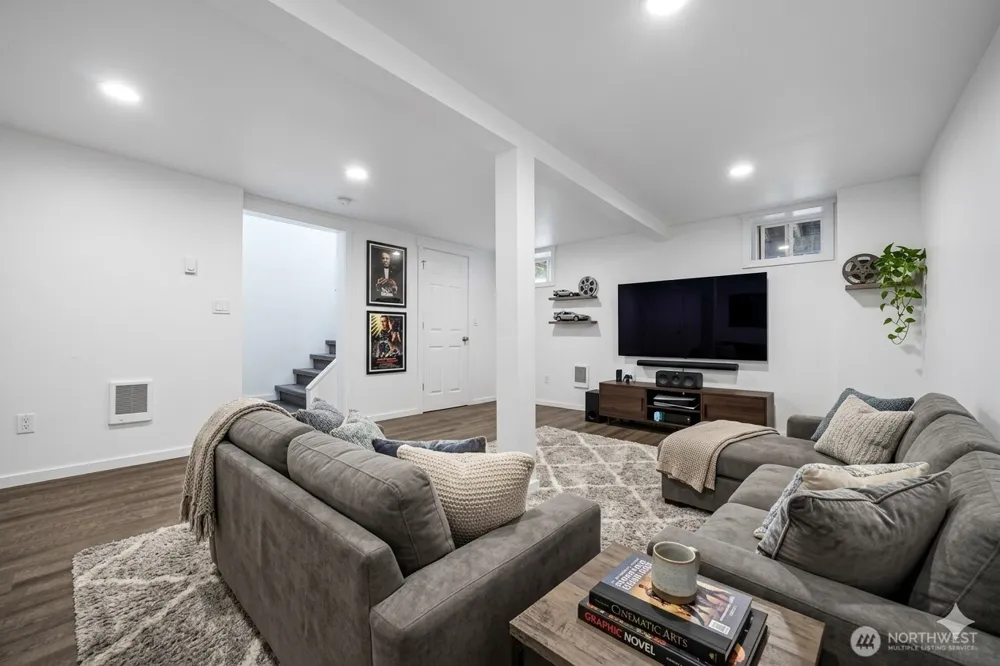 921 Autumn Lane #203 Bellingham, WA 98229