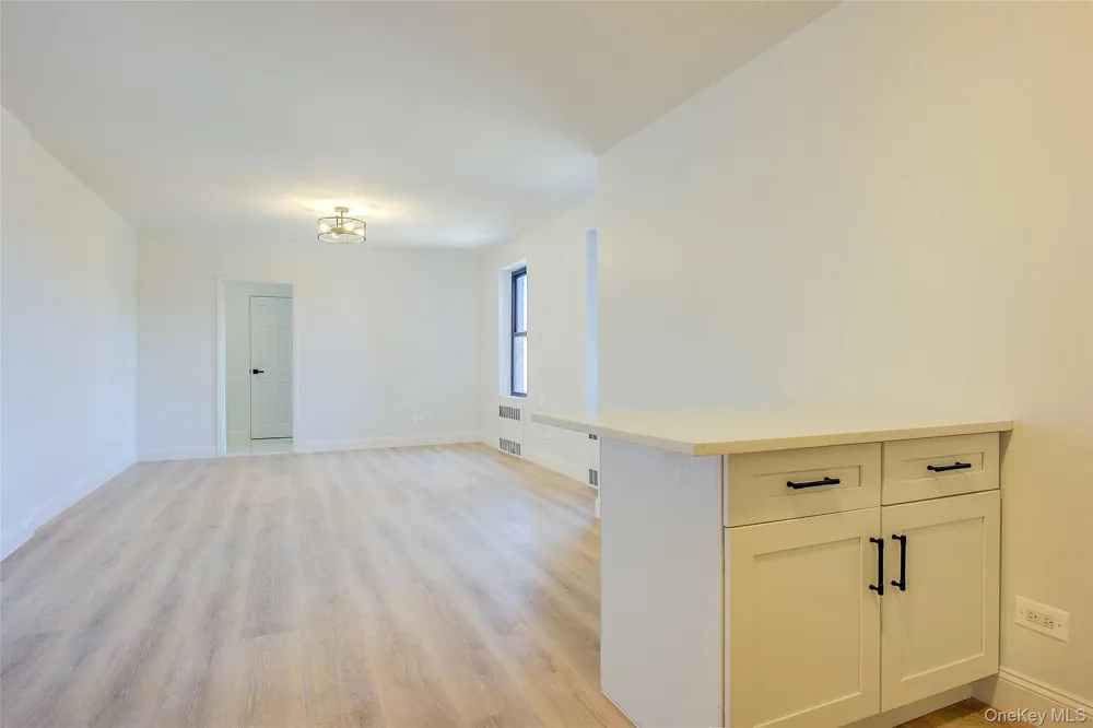 37-50 87th Street #5 Jackson Heights, NY 11372