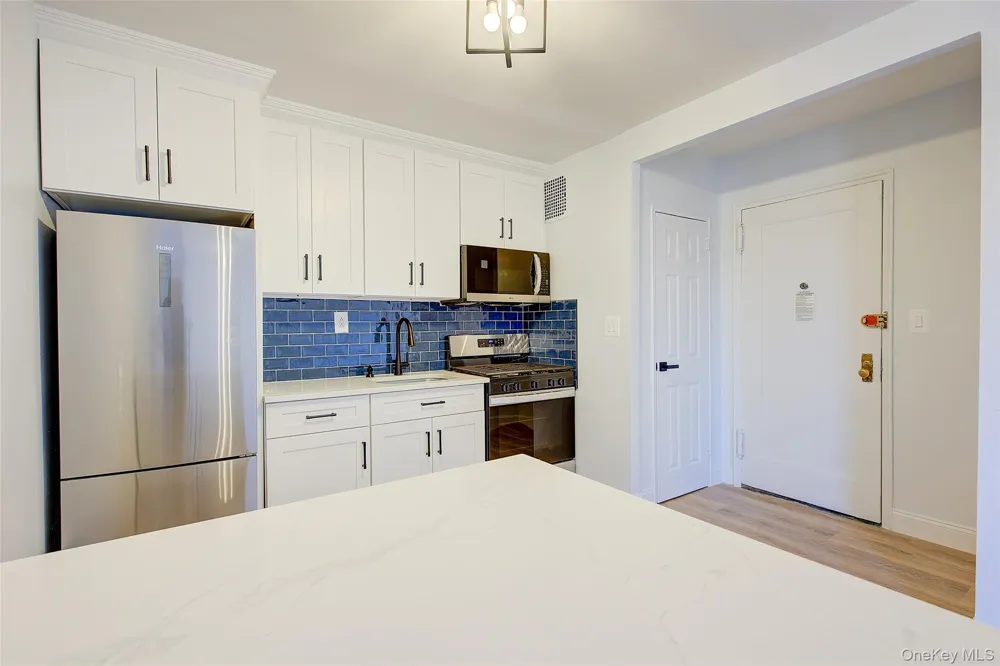 37-50 87th Street #5 Jackson Heights, NY 11372