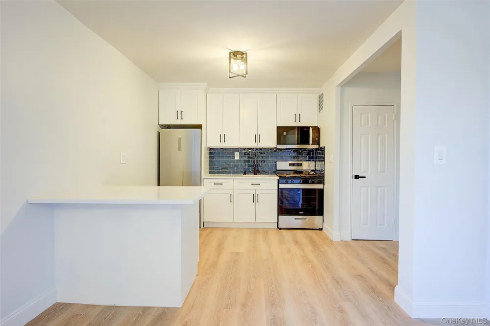 37-50 87th Street #5 Jackson Heights, NY 11372