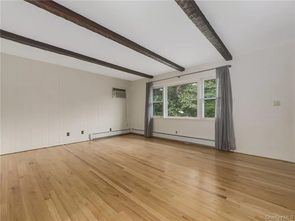 7 S Park Avenue Nanuet, NY 10954