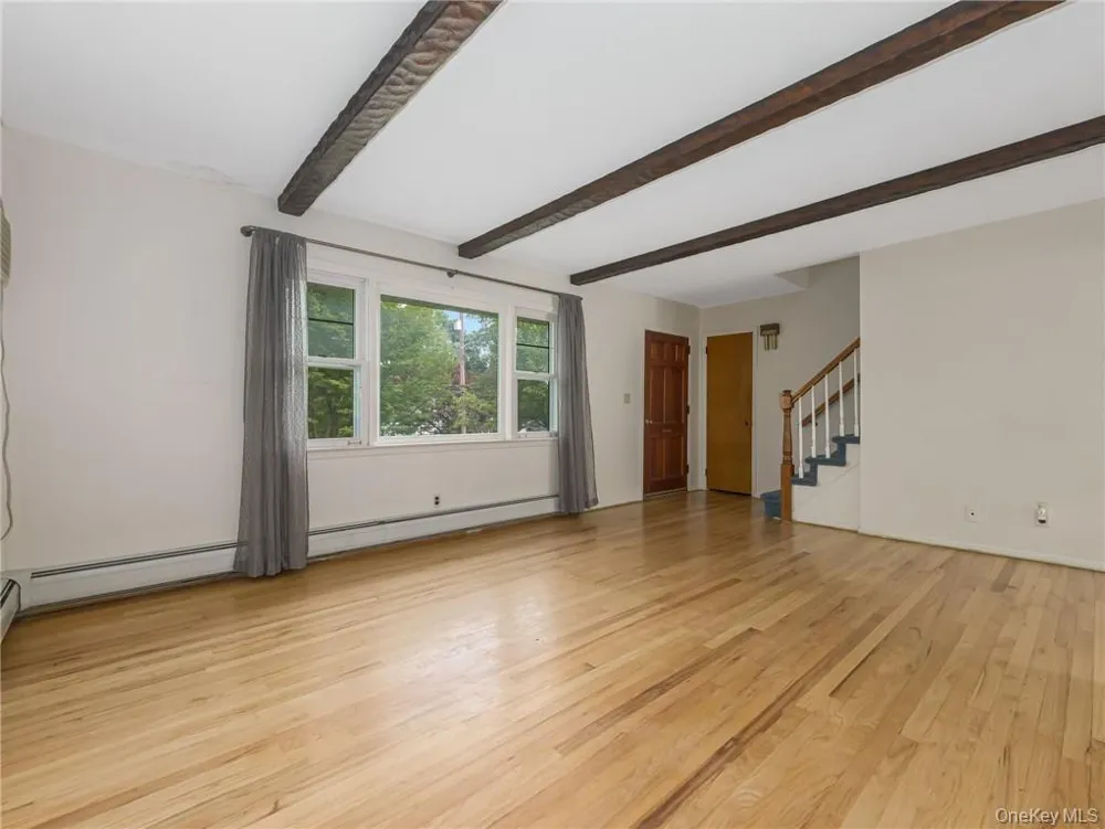 7 S Park Avenue Nanuet, NY 10954