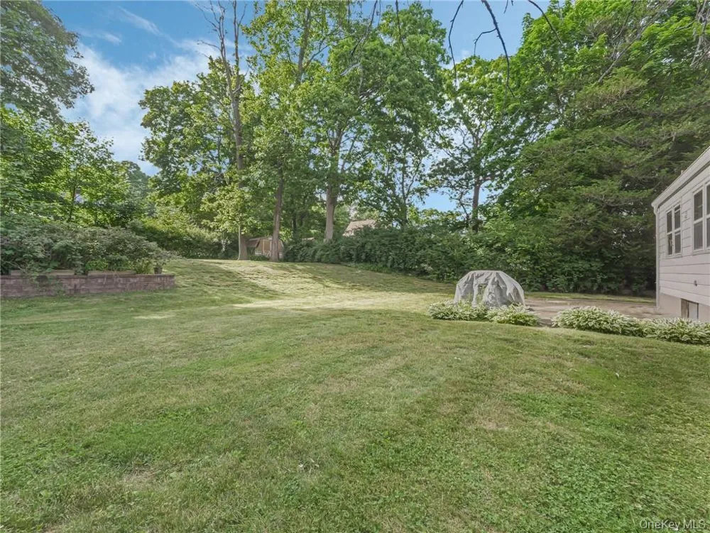 7 S Park Avenue Nanuet, NY 10954