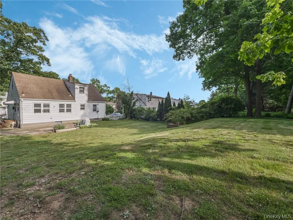 7 S Park Avenue Nanuet, NY 10954