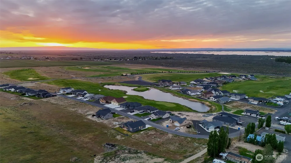 8439 SE Desert Greens Lp Othello, WA 99344