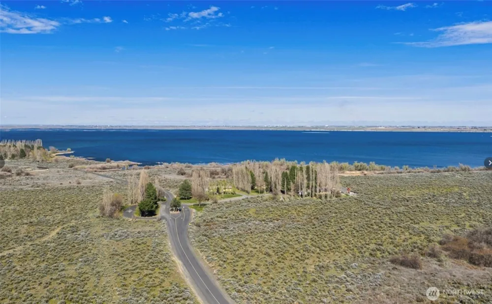 8439 SE Desert Greens Lp Othello, WA 99344
