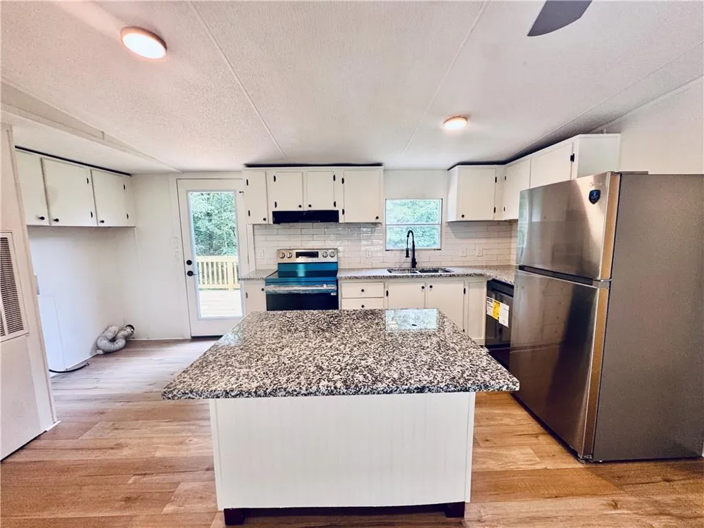 713 Woods Road Tunnel Hill, GA 30755