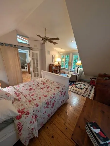 260 BEVERLY ROAD NE Atlanta, GA 30309