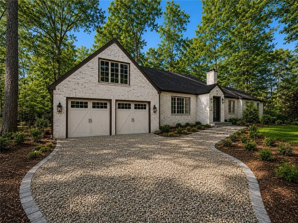 260 BEVERLY ROAD NE Atlanta, GA 30309