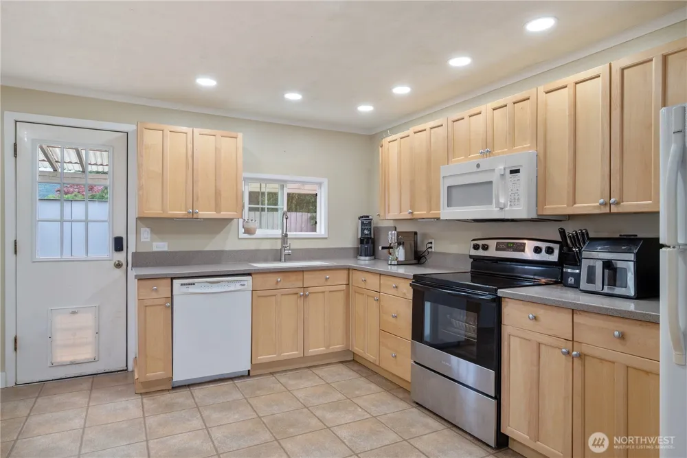 508 4th Avenue SW Castle Rock, WA 98611