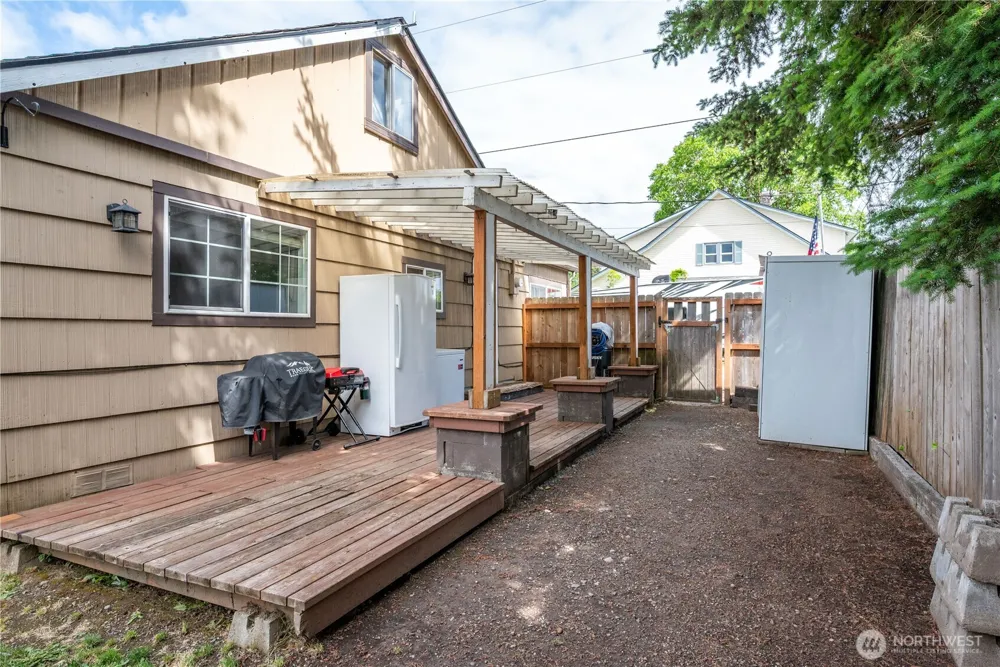 508 4th Avenue SW Castle Rock, WA 98611