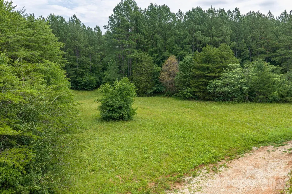 000 Logan Land Road Lincolnton, NC 28092
