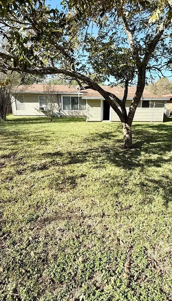 216 Burnet Street Port Lavaca, TX 77979