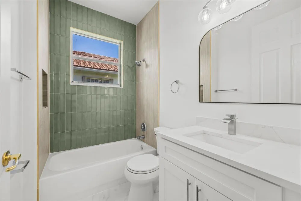 7558 Tarpon Cove Circle Lake Worth, FL 33467