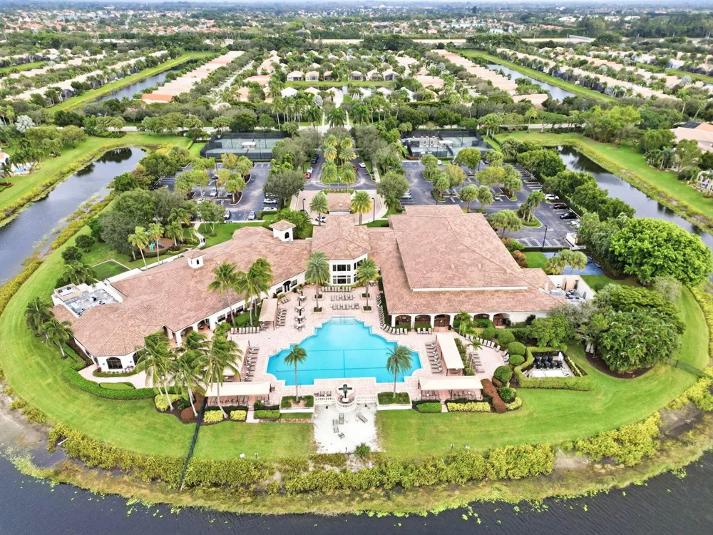 7558 Tarpon Cove Circle Lake Worth, FL 33467