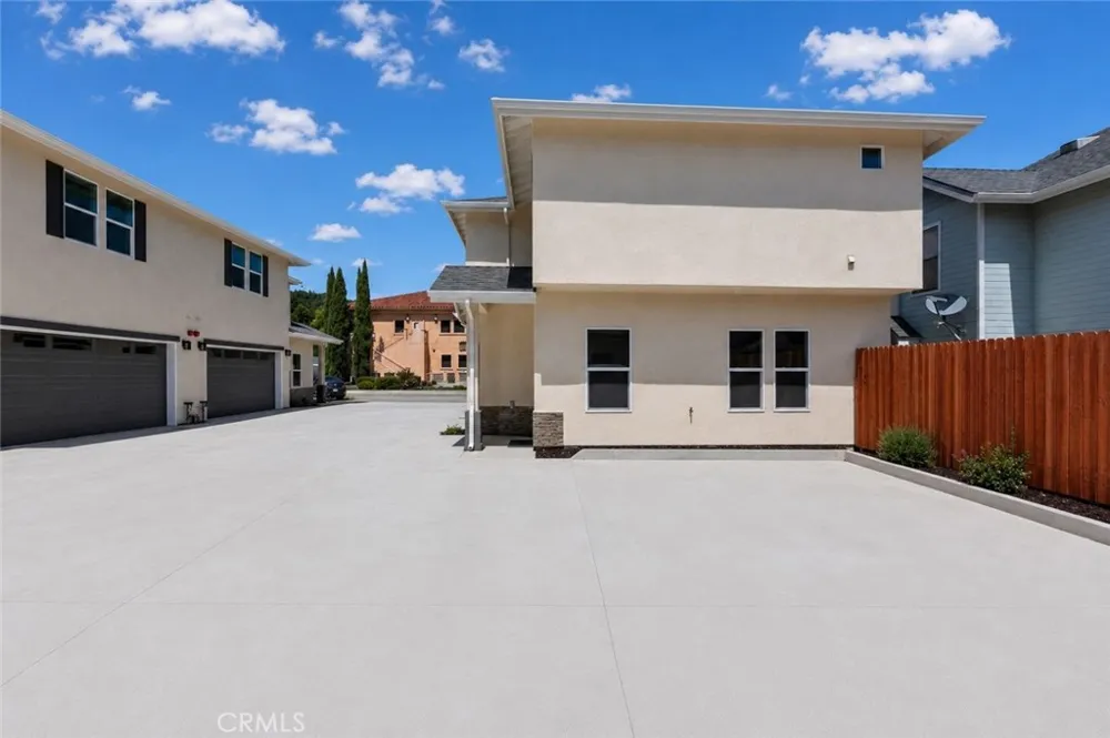8391 Amapoa Atascadero, CA 93422