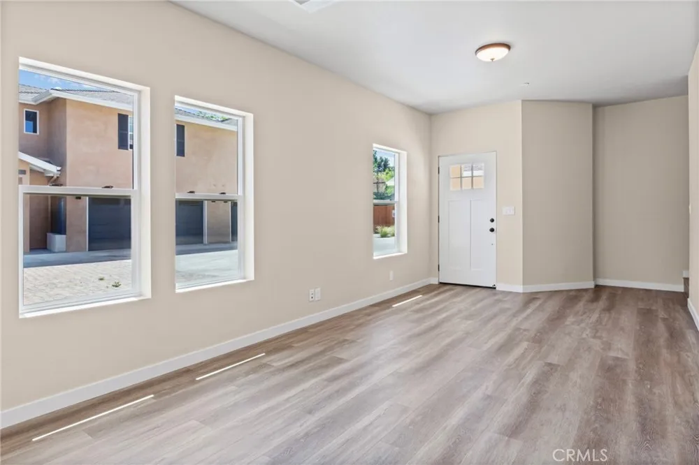 8391 Amapoa Atascadero, CA 93422