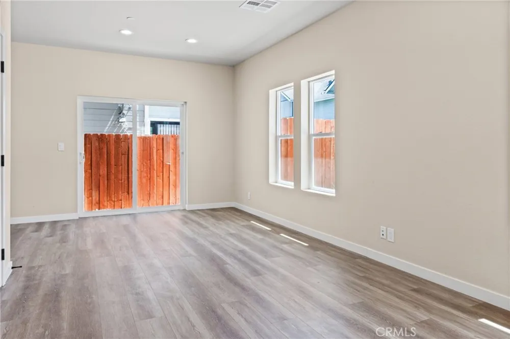8391 Amapoa Atascadero, CA 93422