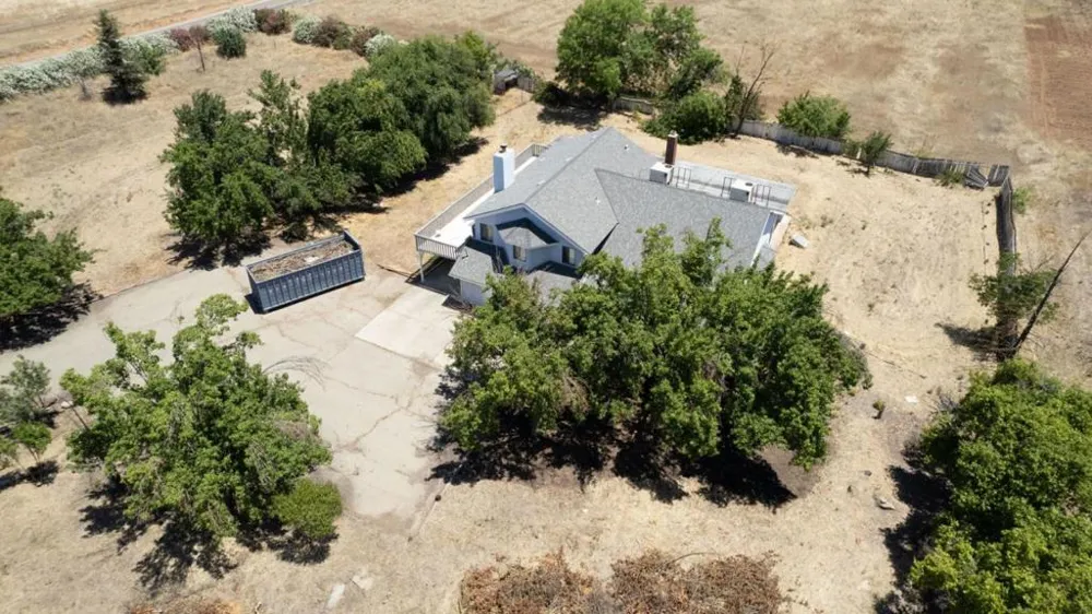 6922 Del Rey Avenue Clovis, CA 93619