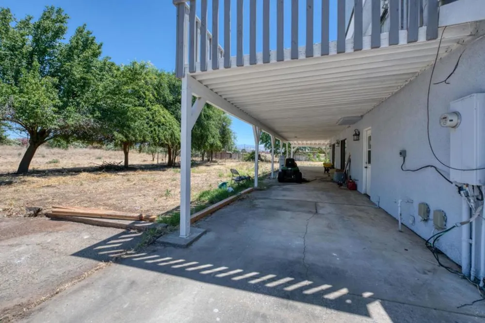 6922 Del Rey Avenue Clovis, CA 93619