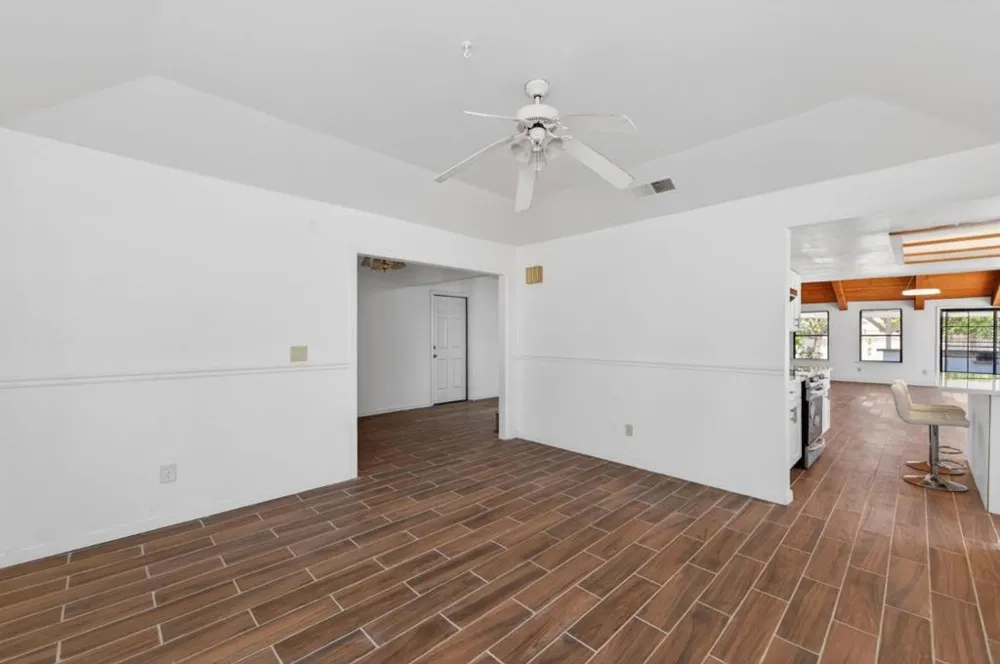 6922 Del Rey Avenue Clovis, CA 93619