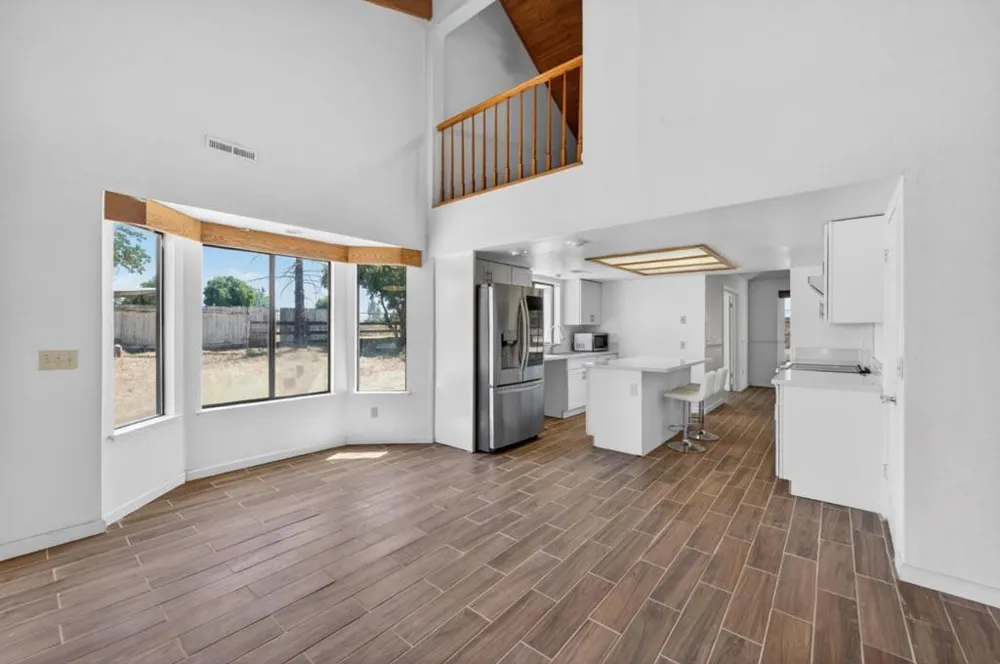 6922 Del Rey Avenue Clovis, CA 93619