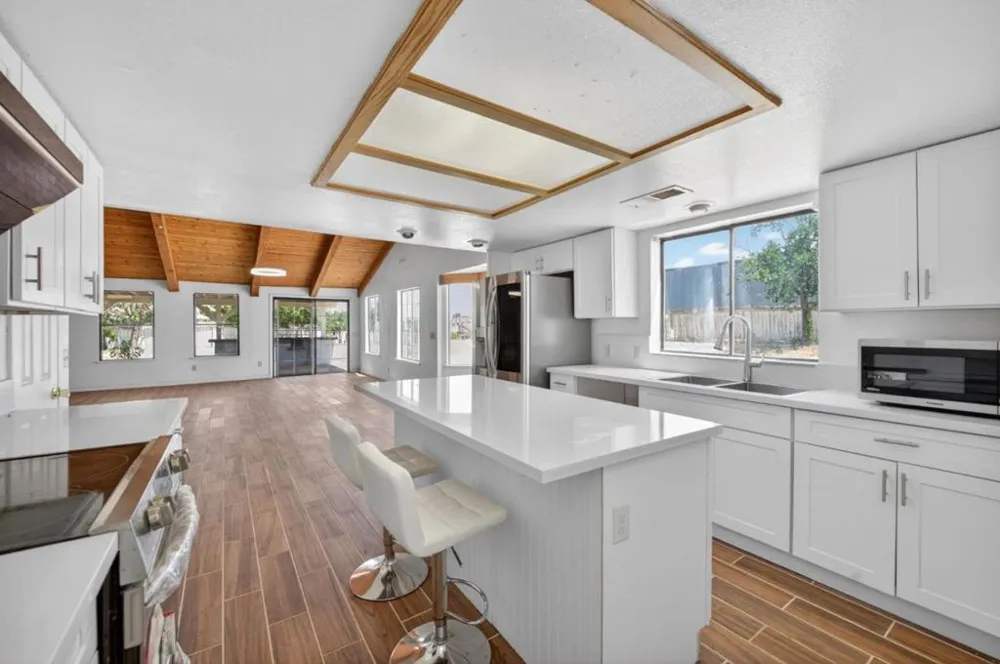 6922 Del Rey Avenue Clovis, CA 93619