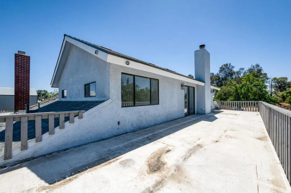 6922 Del Rey Avenue Clovis, CA 93619