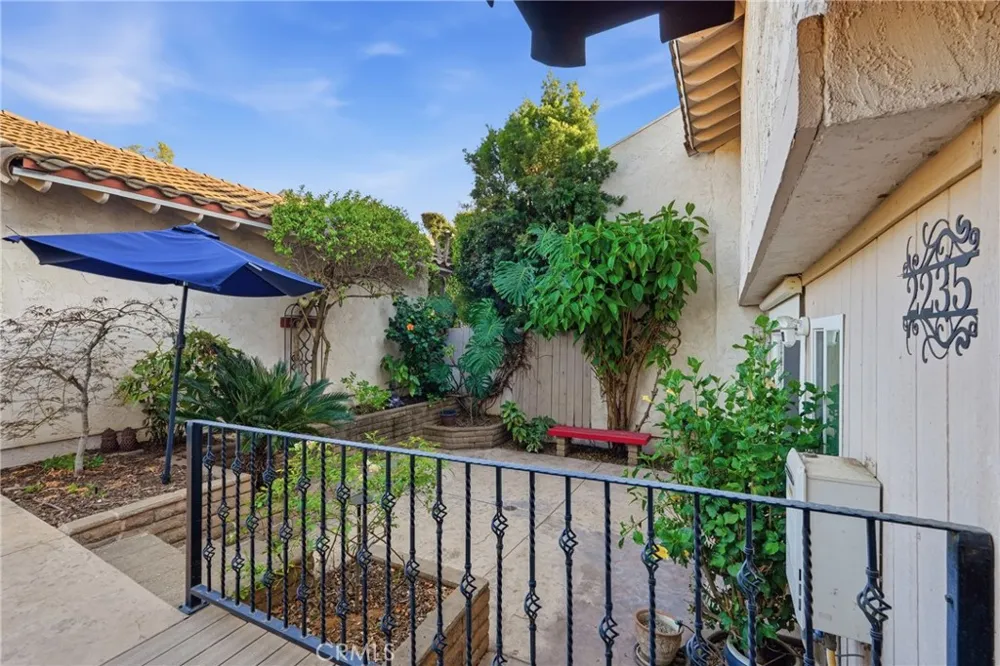 2235 El Capitan Riverside, CA 92506