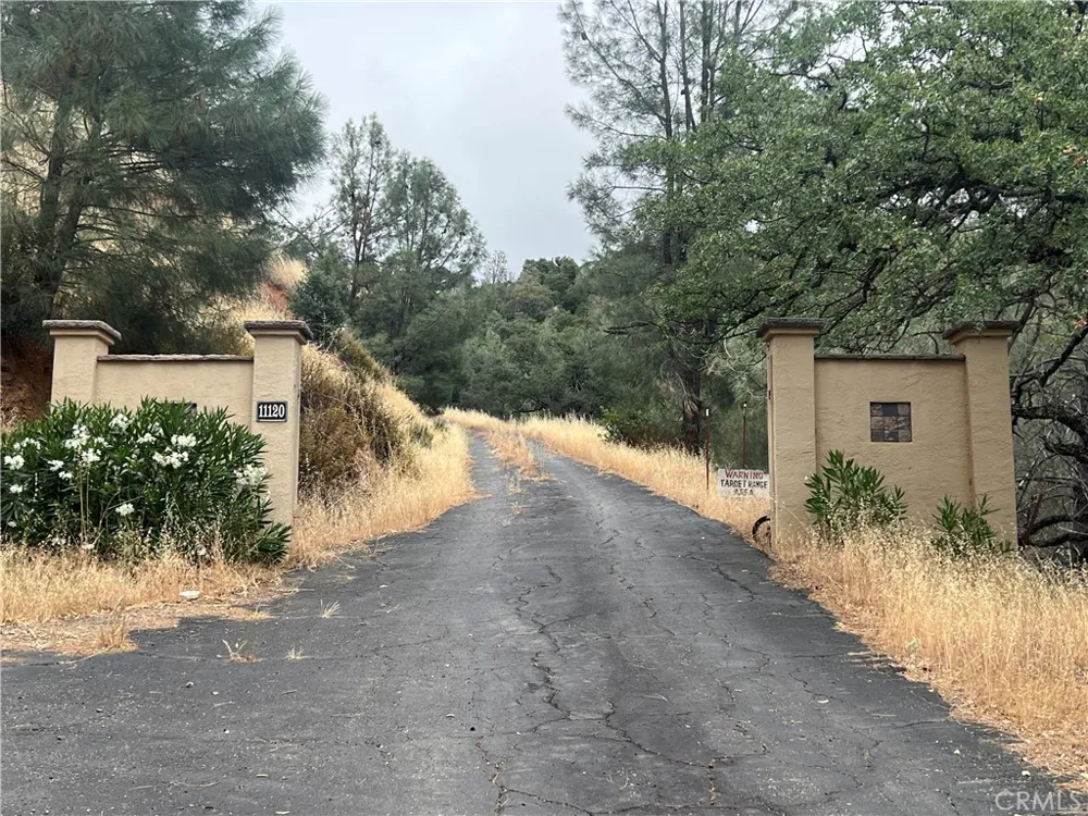 11120 Pingree Road Clearlake Oaks, CA 95423