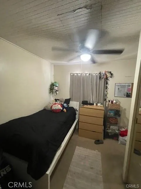 1319 Hollister San Fernando, CA 91340