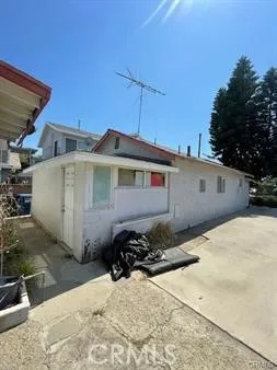 1319 Hollister San Fernando, CA 91340